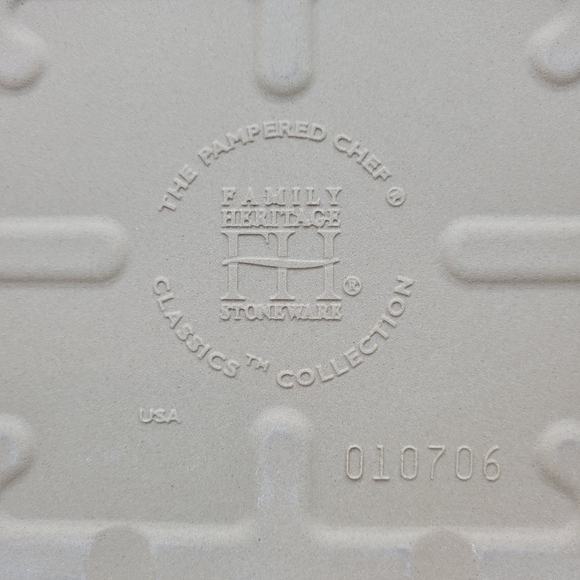 Pampered Chef  Stoneware Small Bar Pan for Toaster Oven  010706 - Picture 3 of 5